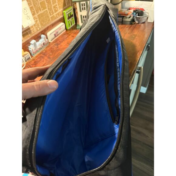 Premium Carry Case for Benro AS72LL Lightening Lock Tripod - Picture 6 of 7